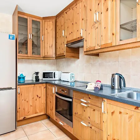 Ferienhaus Mit Privatpool Fuer 7 Personen Ca 120 Qm In Cala Blanca, Menorca Westkueste Von Menorca 펜션